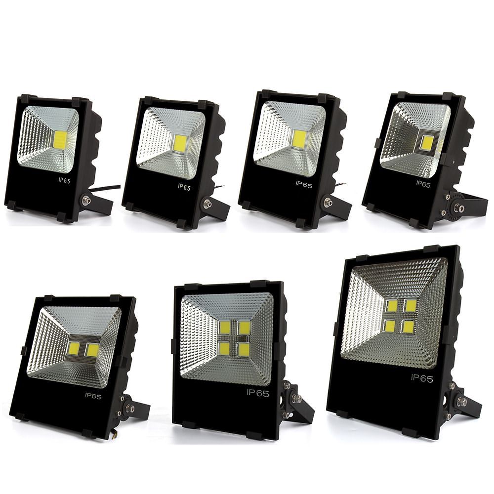 LED FLOOD LIGHT (10)