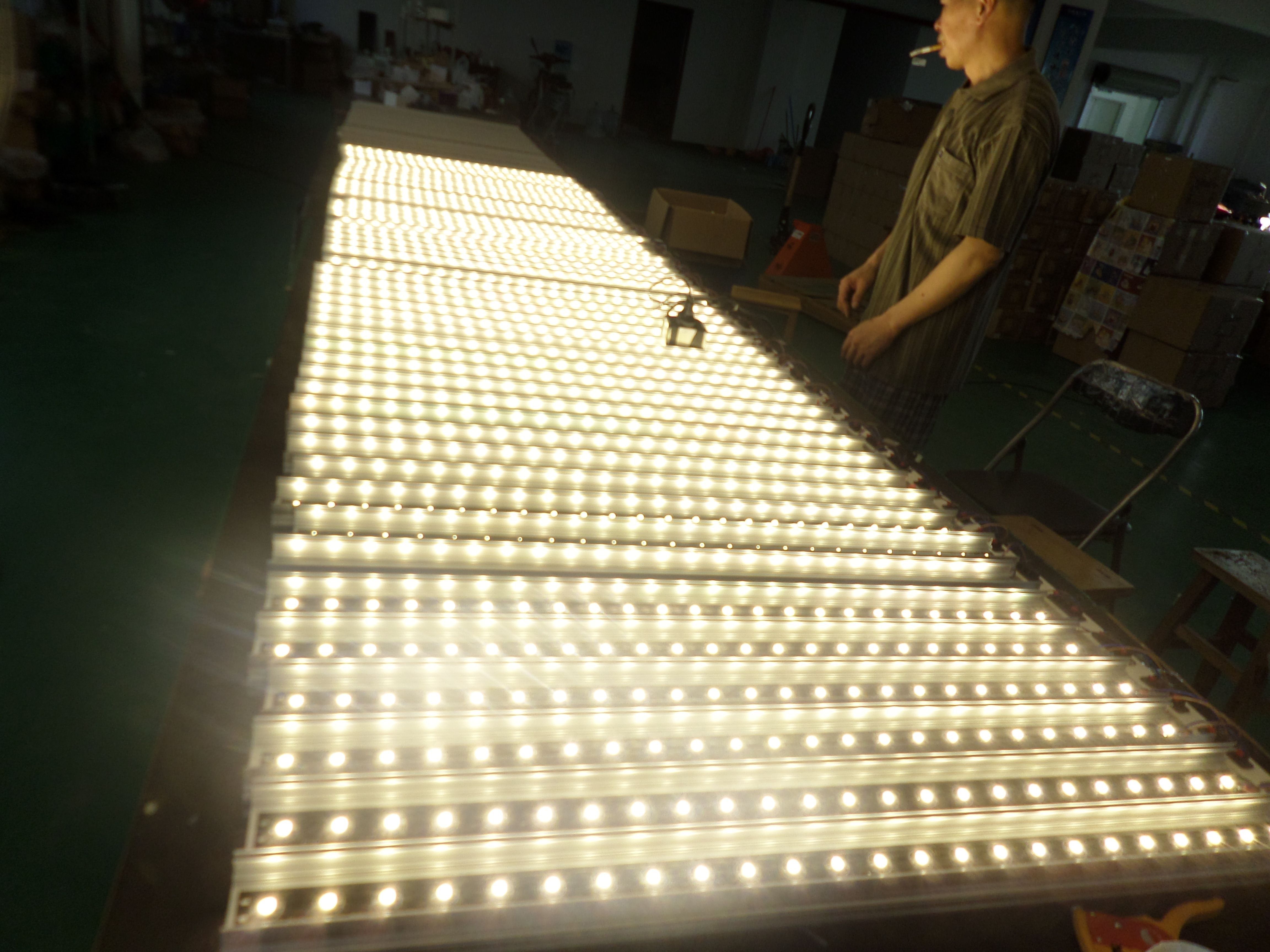 led wall washer light