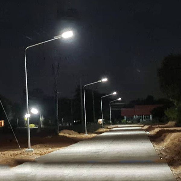 150w integrated solar street light with model 006 sold to Thailand